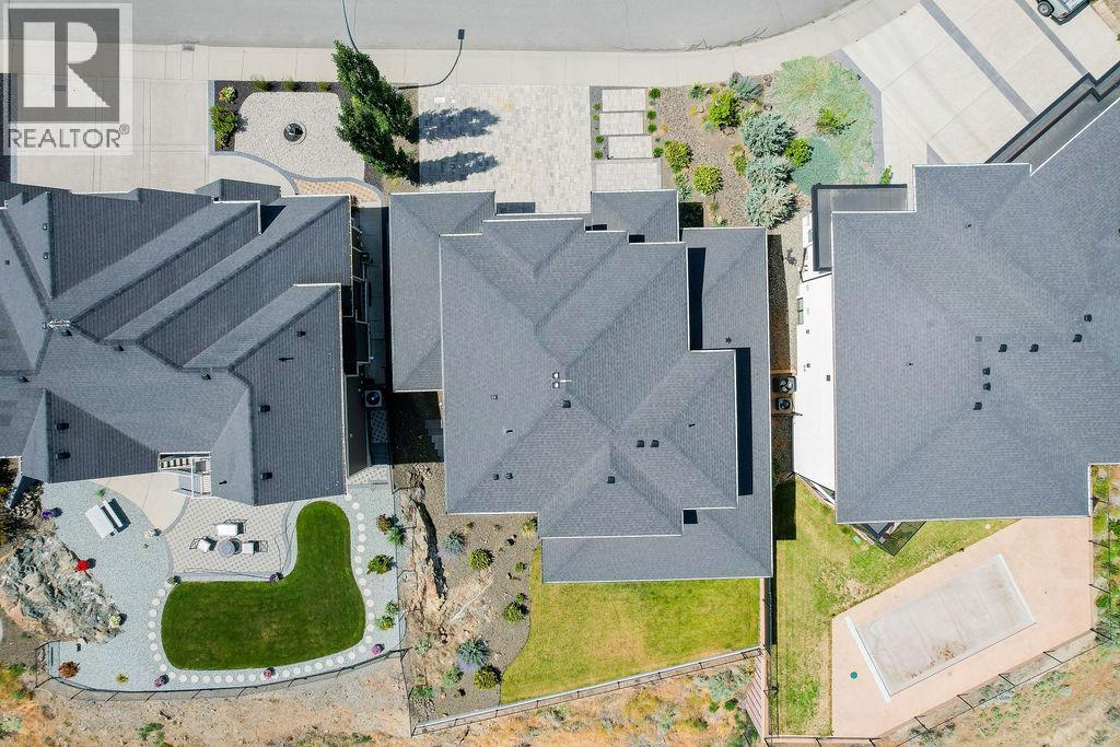 880 Cantle Drive - 93
