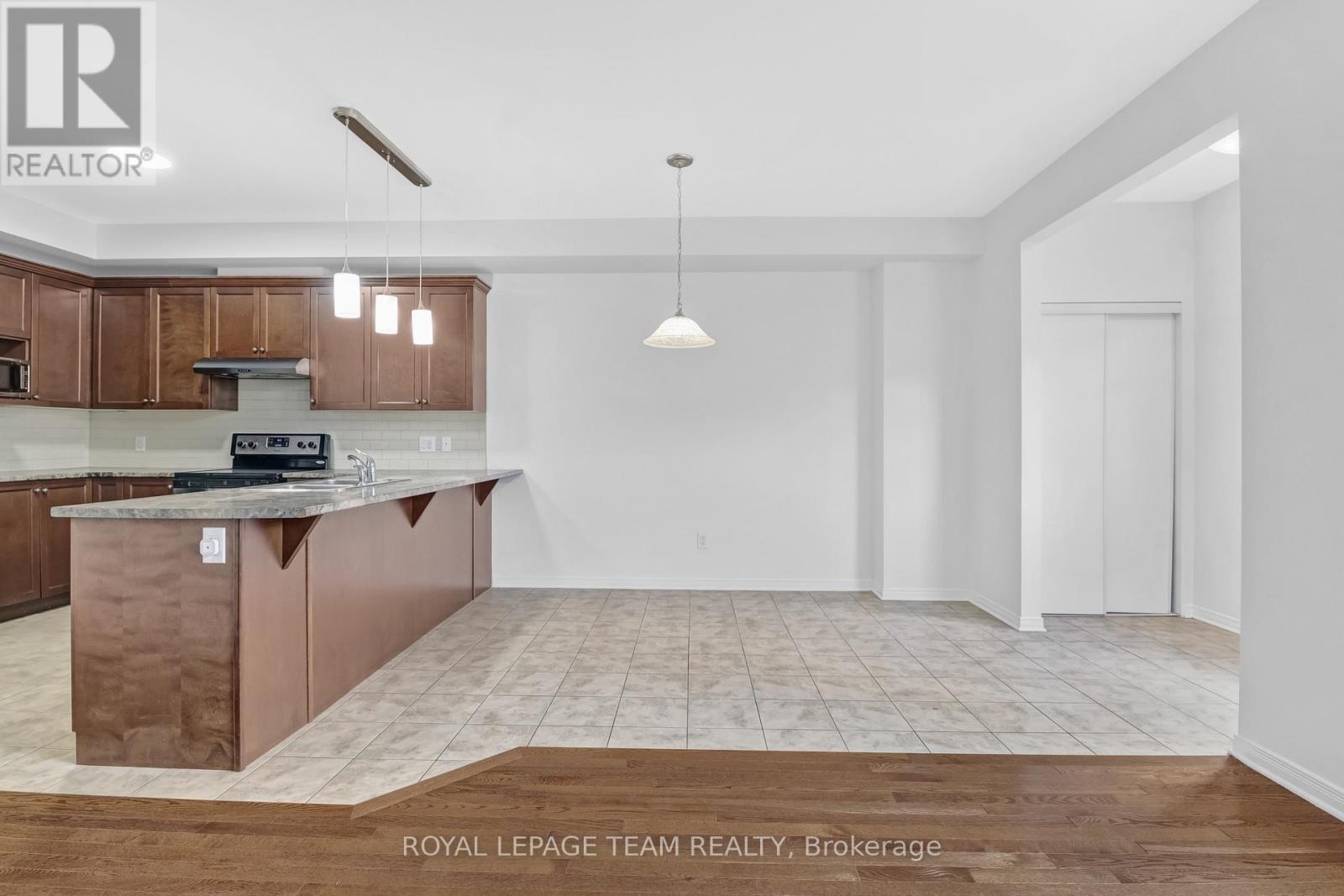 3 Bed, 3 Bath House for Sale in Ottawa – 349 SWEETFLAG STREET, Ottawa – MLS# X13497446 - Image 13