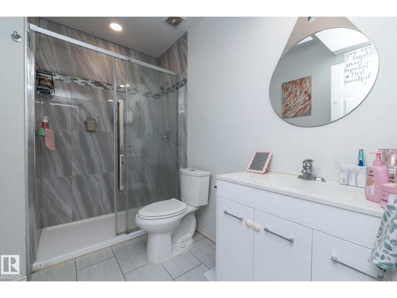 3506 48 AV — photo 29