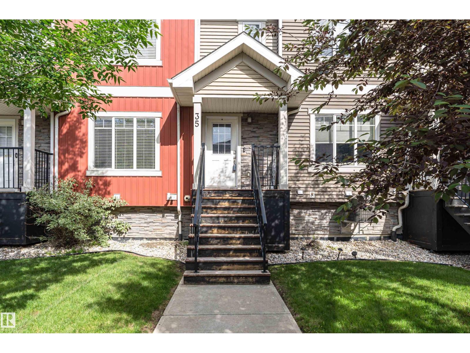 #35 675 Albany WY NW - 1