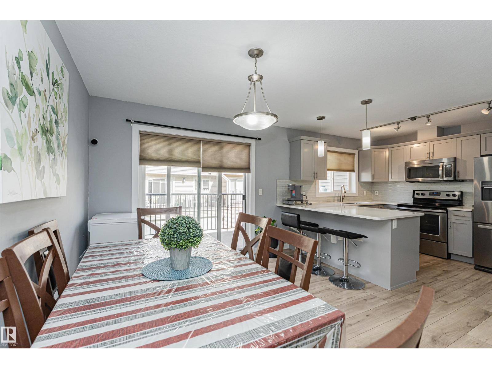 #35 675 Albany WY NW - 12