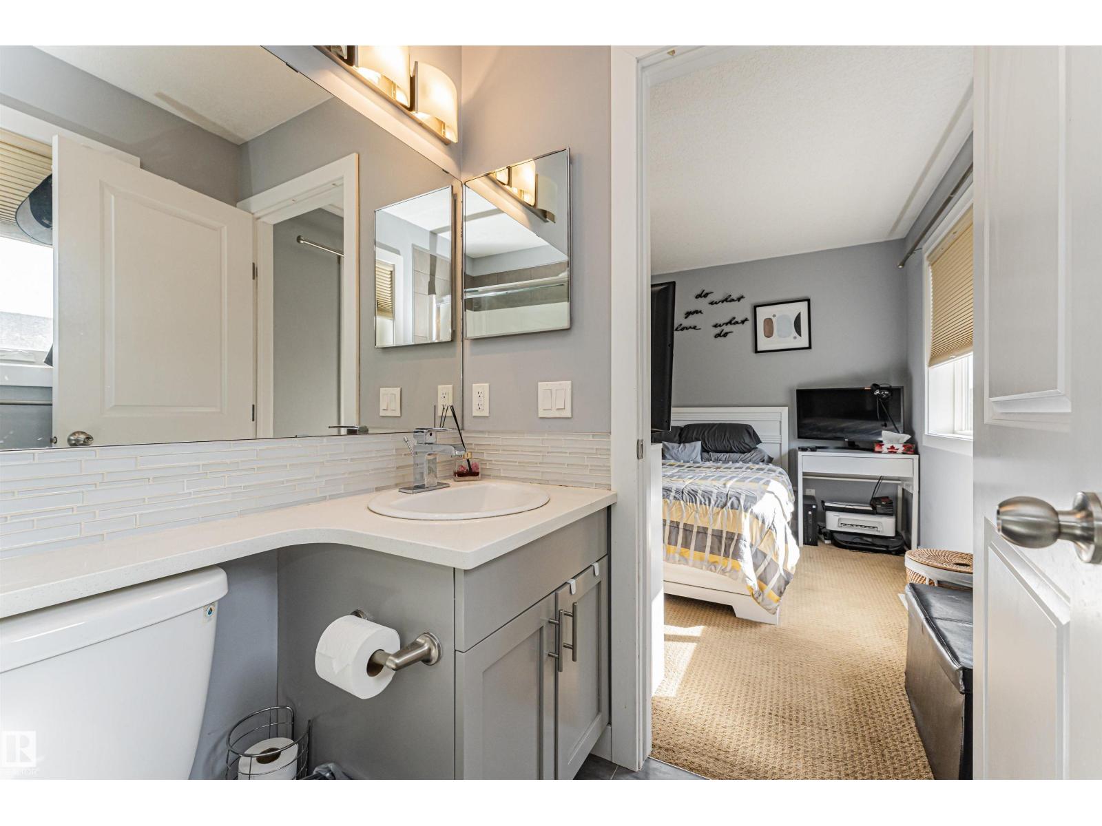 #35 675 Albany WY NW - 27