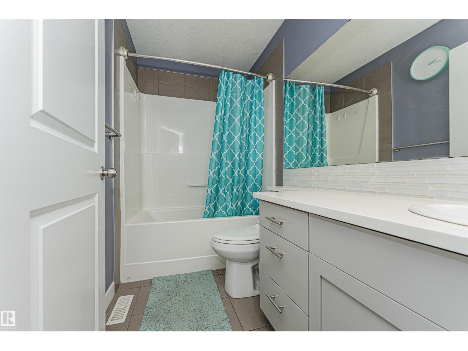 #35 675 Albany WY NW - 32