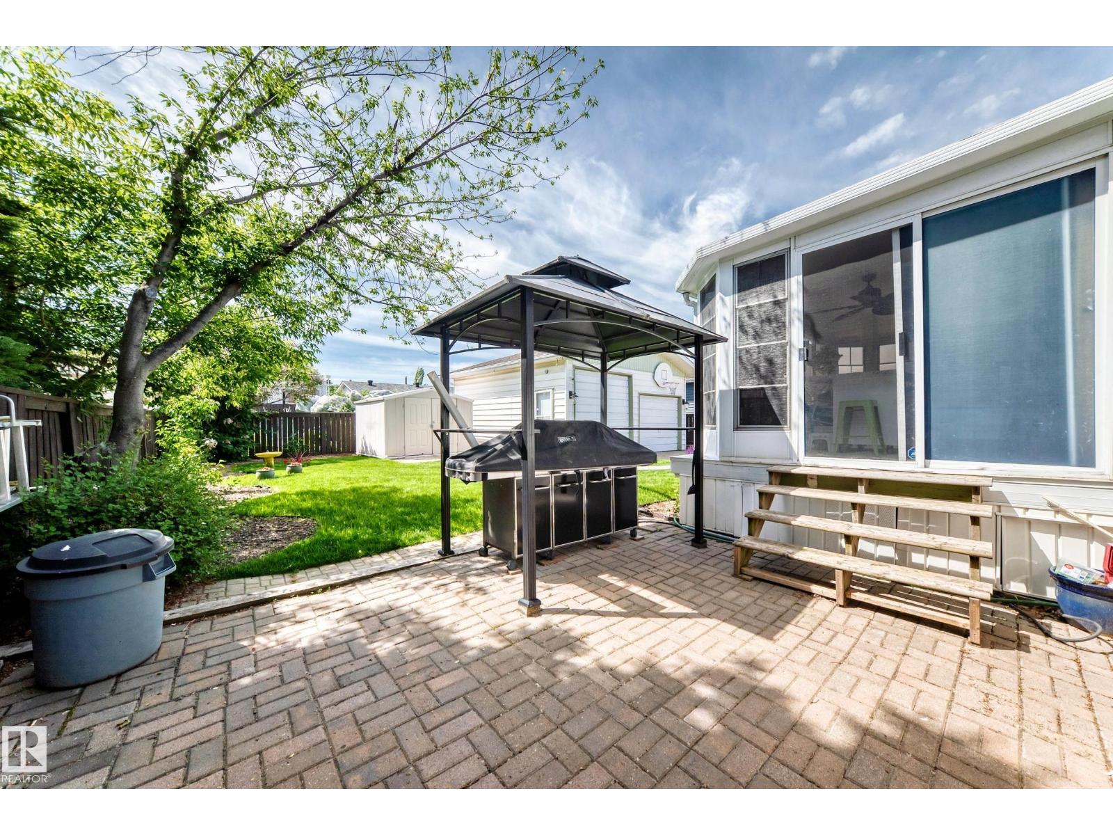 11423 161 AV NW - 47