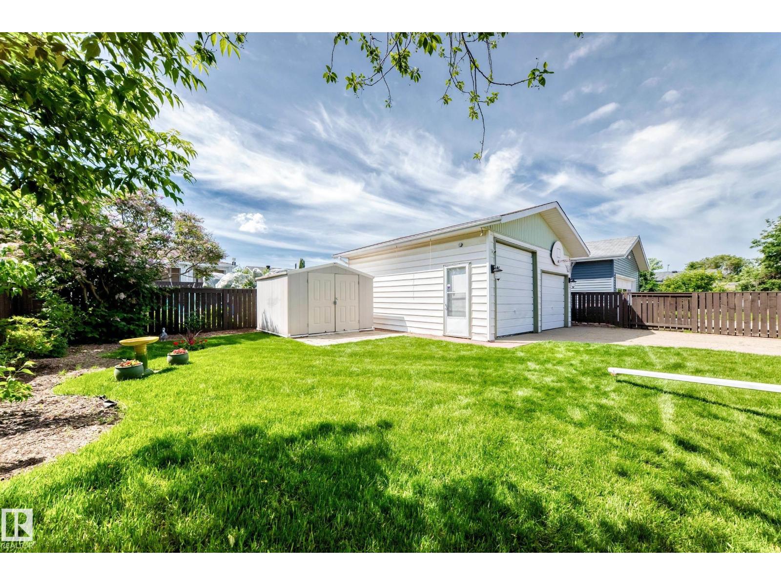11423 161 AV NW - 50