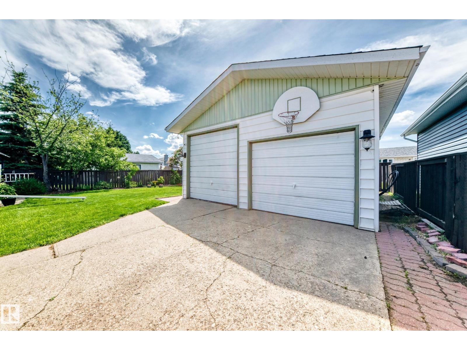 11423 161 AV NW — photo 55