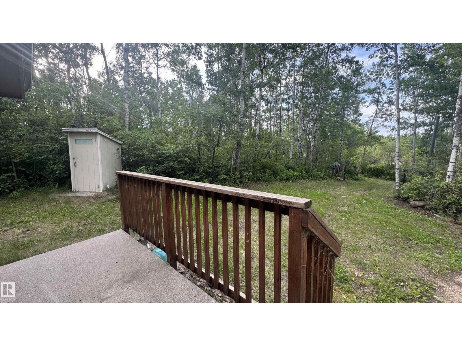 428 11121 TWP ROAD 595 - 21