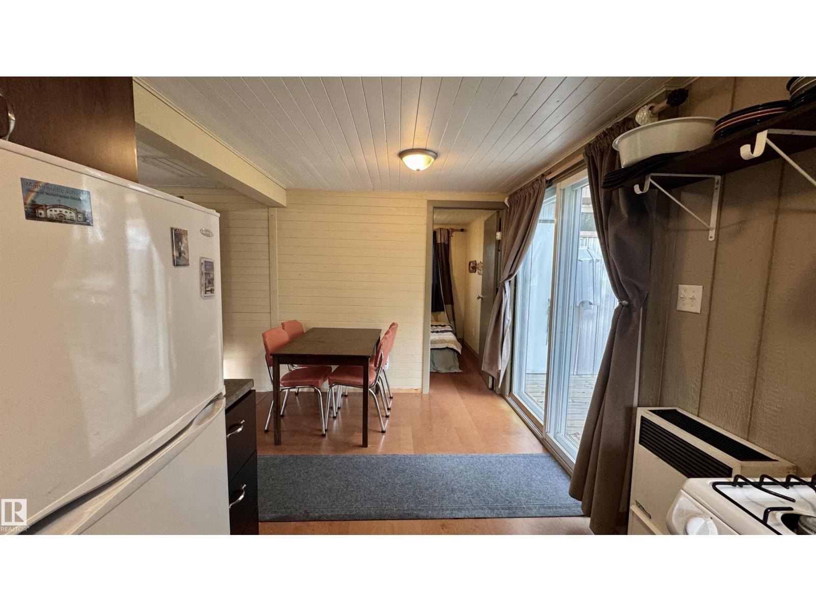 428 11121 TWP ROAD 595 - 27