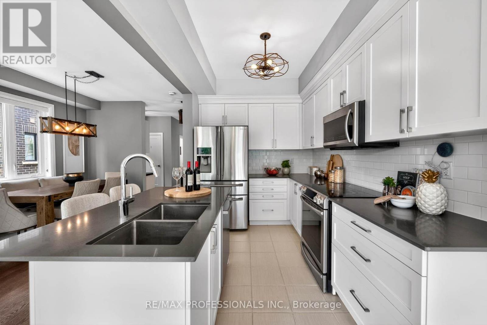154 COUNTRYMAN ROAD - 12