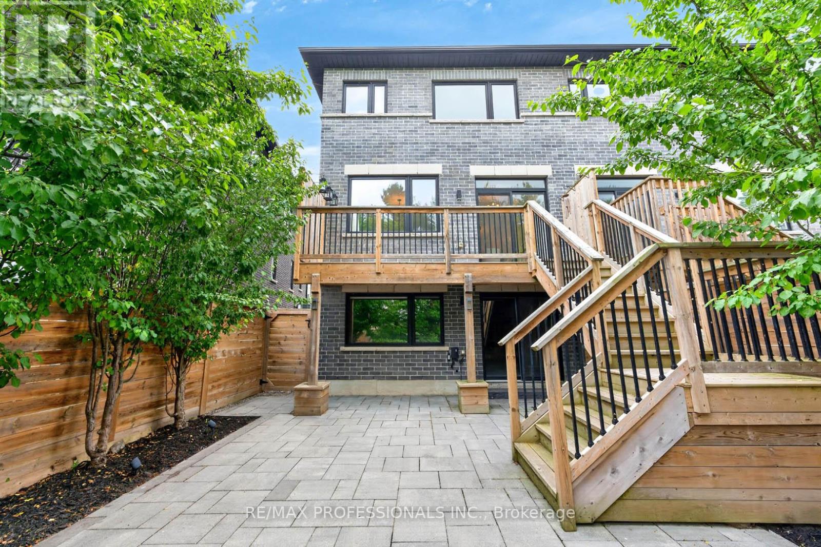154 COUNTRYMAN ROAD - 30