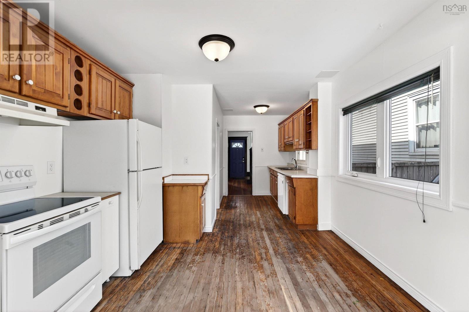 6308 Bayers Road - 13