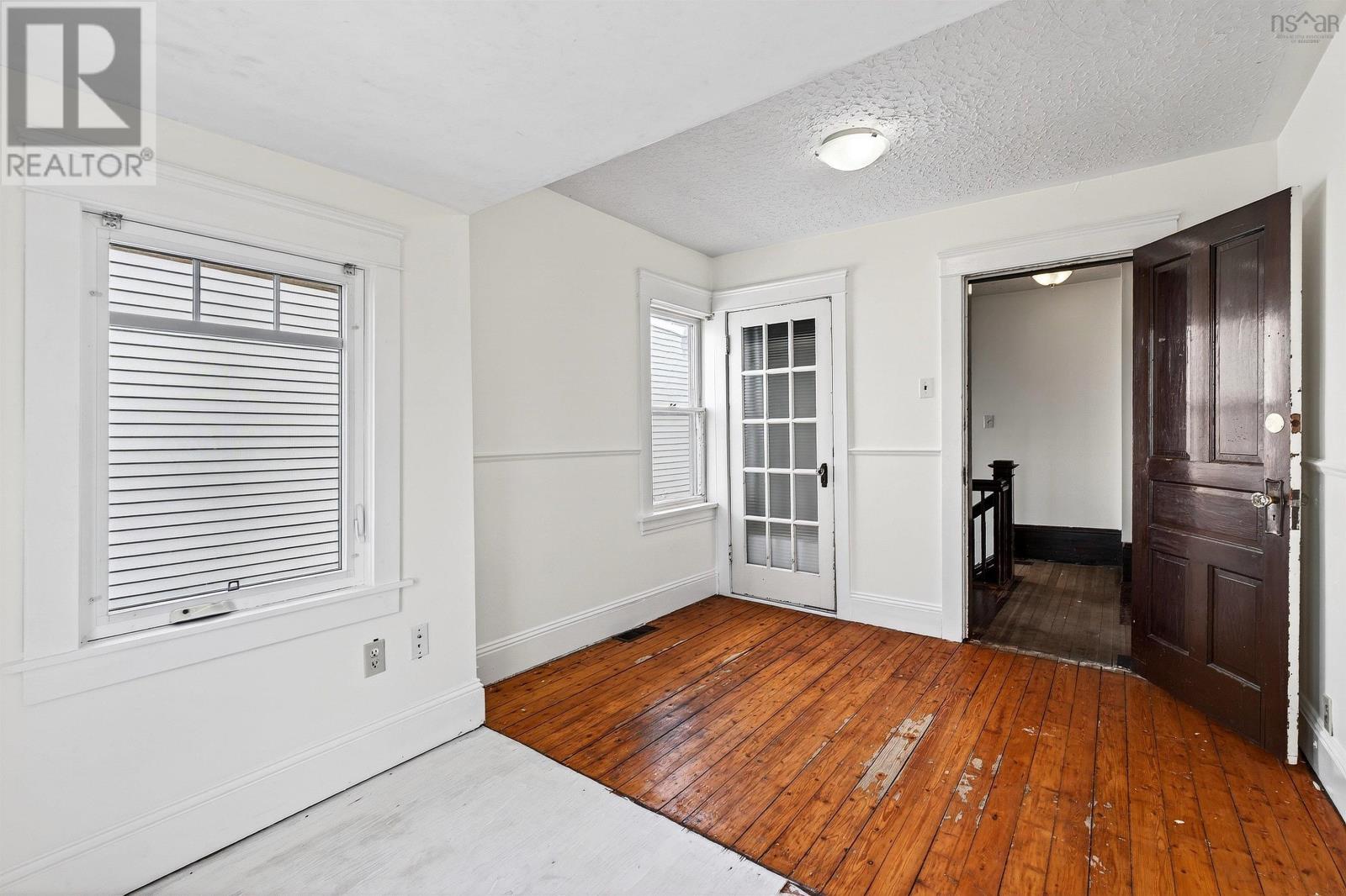 6308 Bayers Road - 18