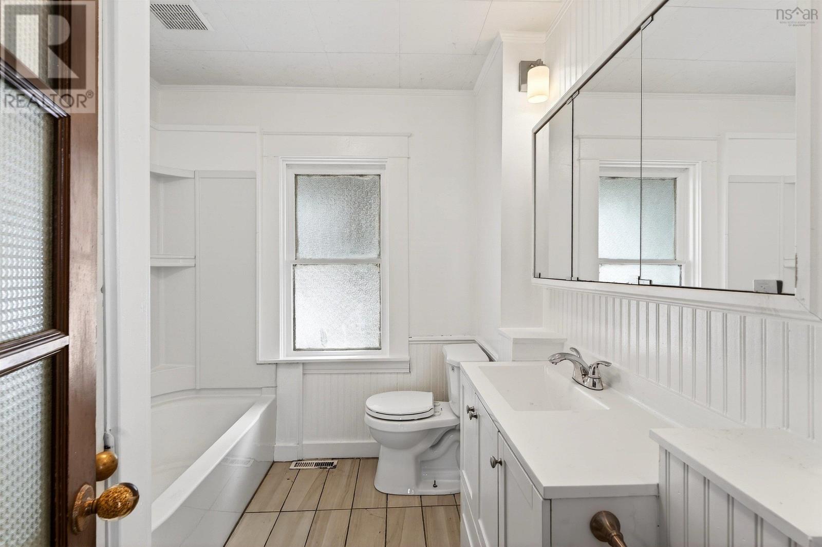 6308 Bayers Road - 9