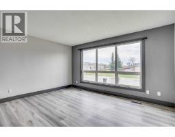 4pc Bathroom - 108 Caldwell Crescent, Fort Mcmurray, AB T9K1G2 Photo 7