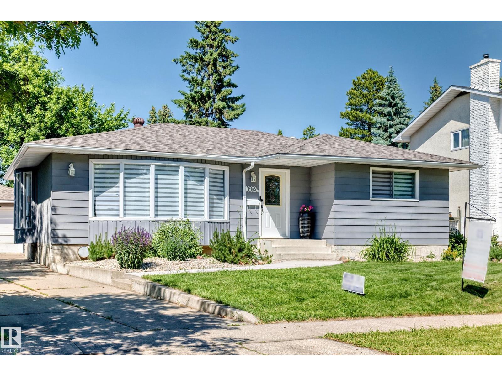 16024 78 AV NW - 1
