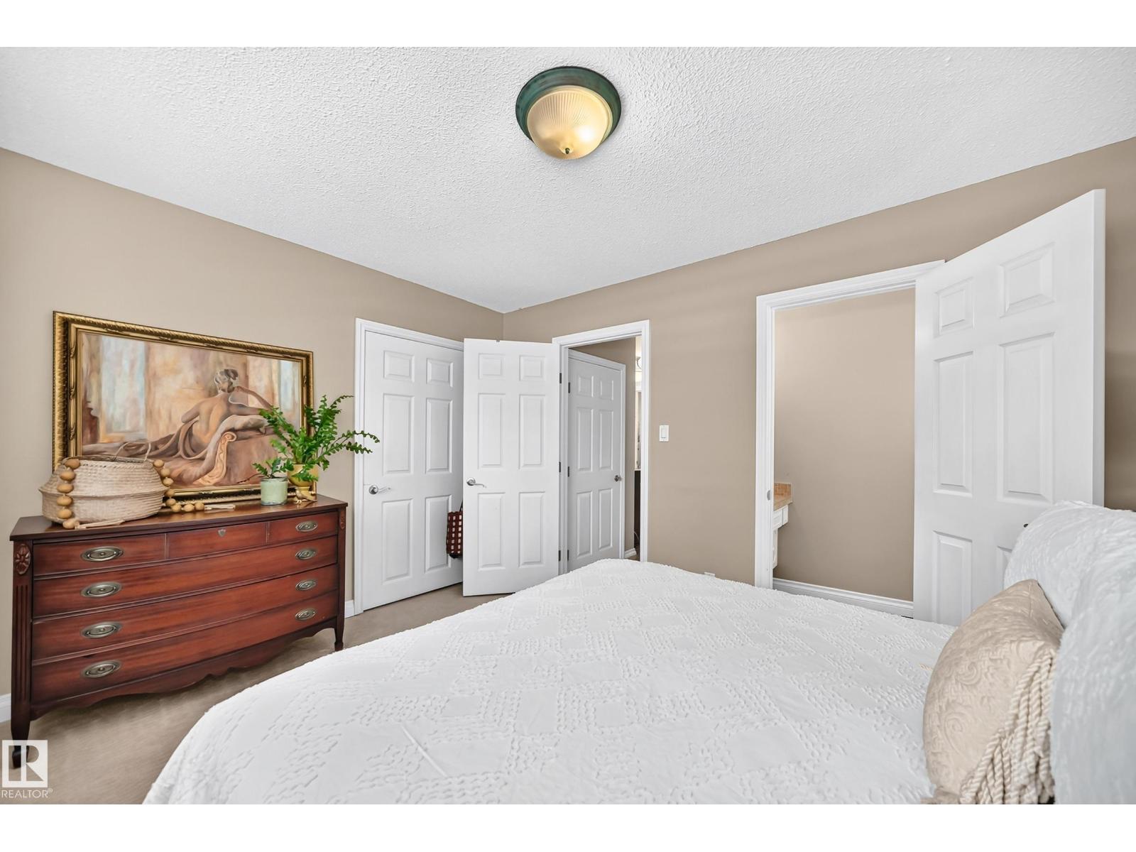 16024 78 AV NW - 22