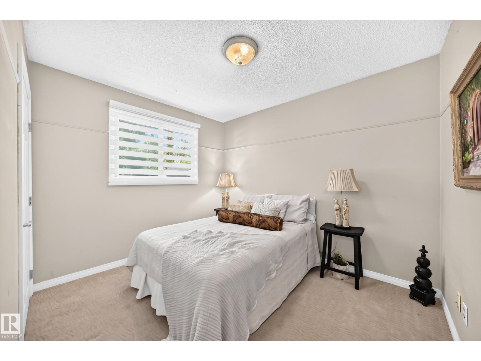 16024 78 AV NW - 26