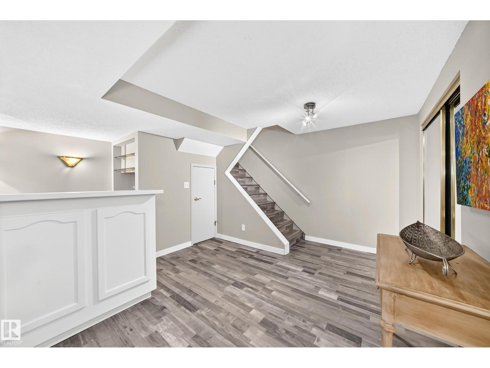 16024 78 AV NW - 34