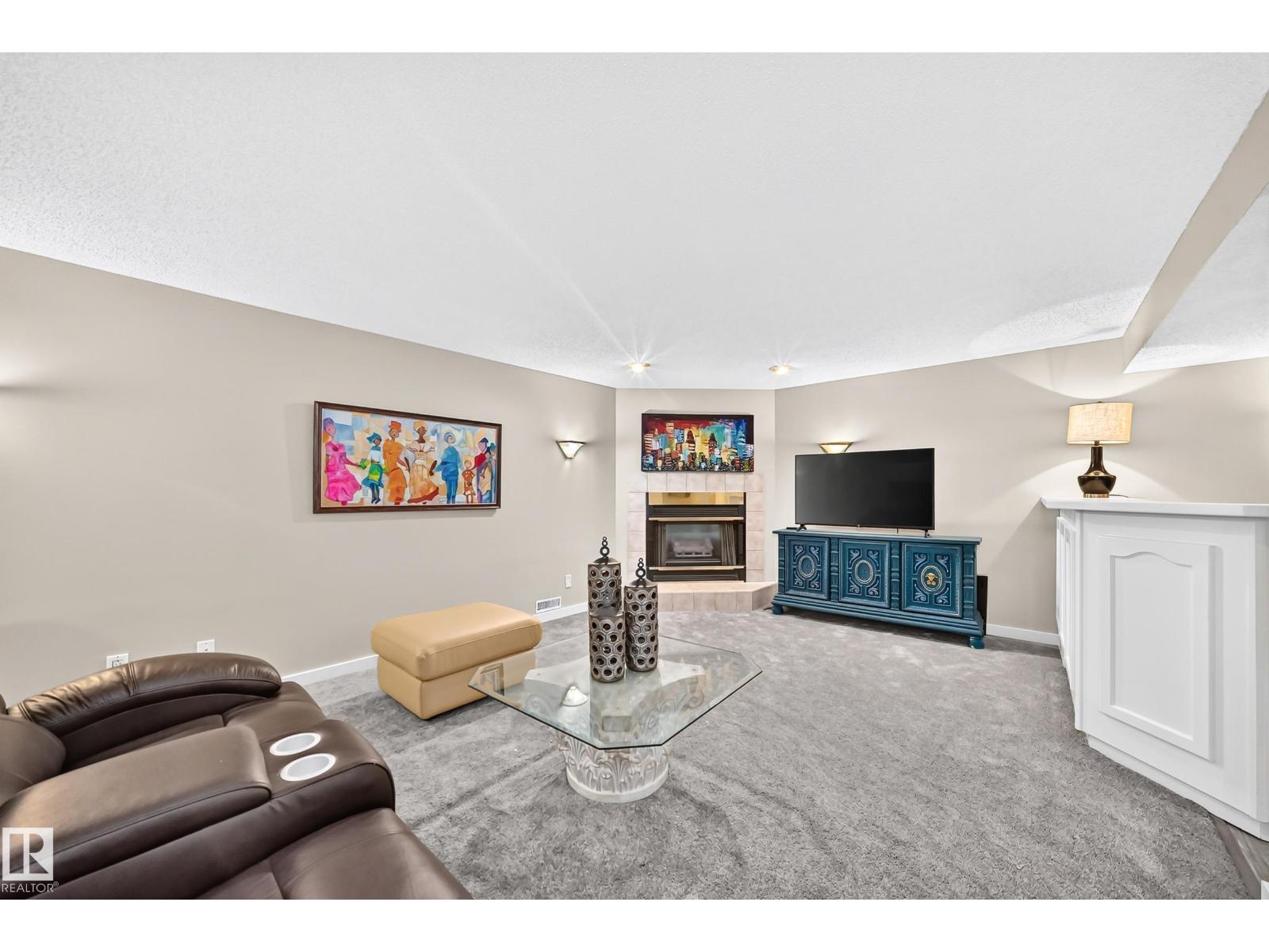 16024 78 AV NW - 37