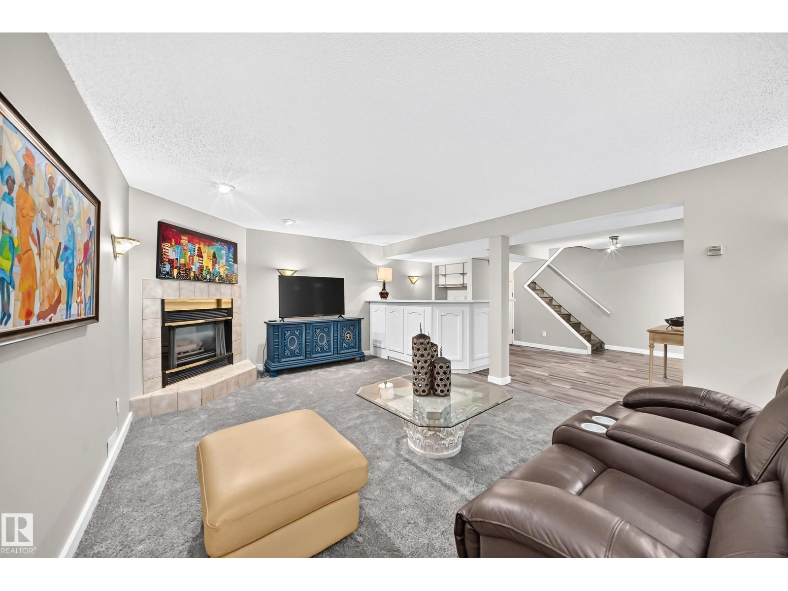 16024 78 AV NW - 38