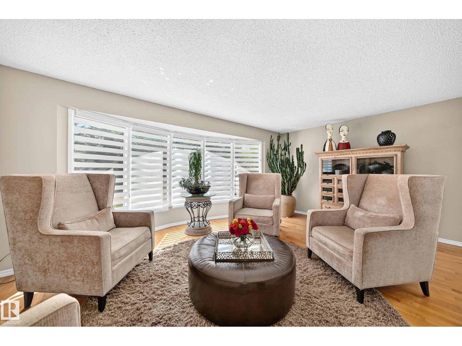 16024 78 AV NW - 8