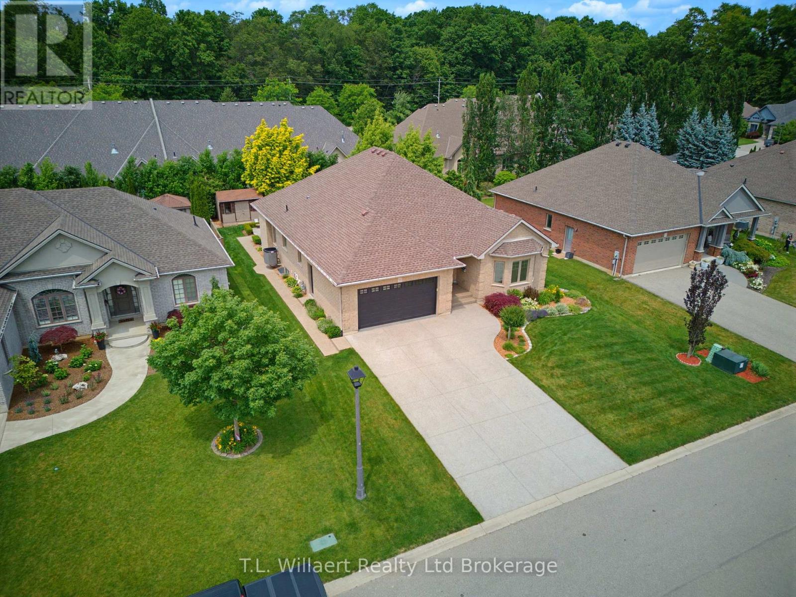 50 WOOD HAVEN DRIVE - 2