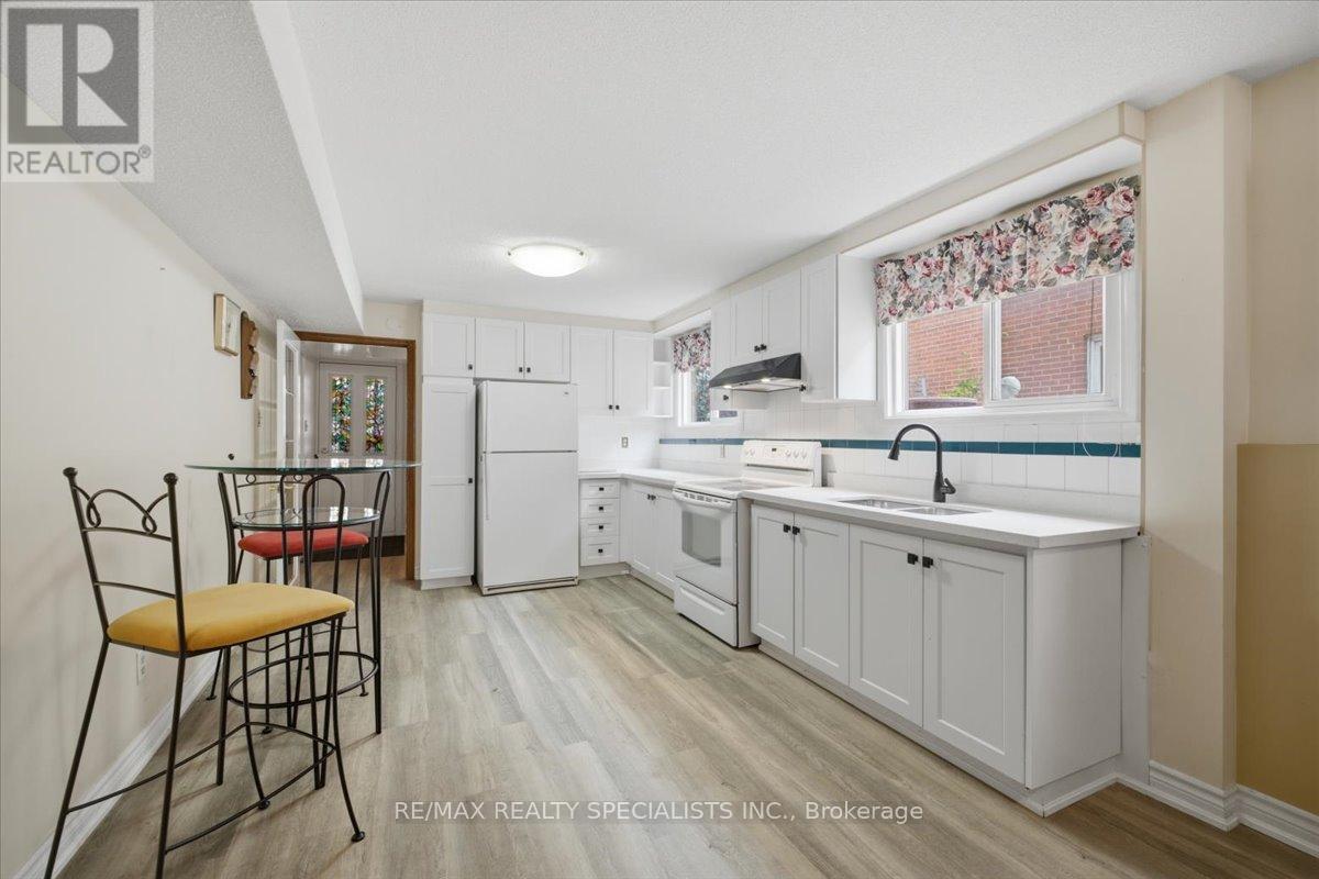 80 CHALFIELD LANE - 25