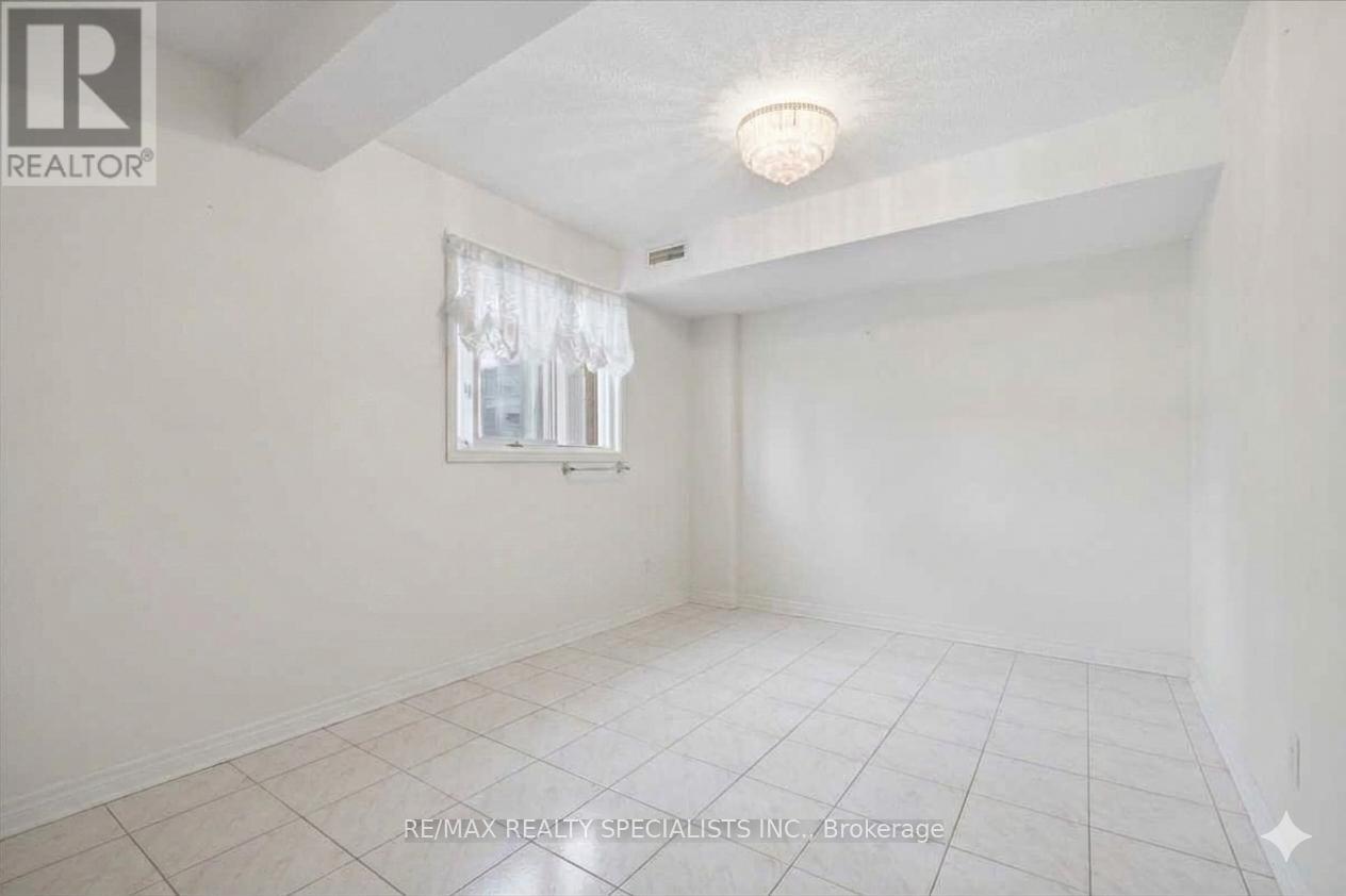 80 CHALFIELD LANE - 33