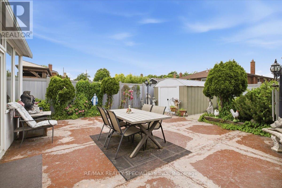 80 CHALFIELD LANE - 40