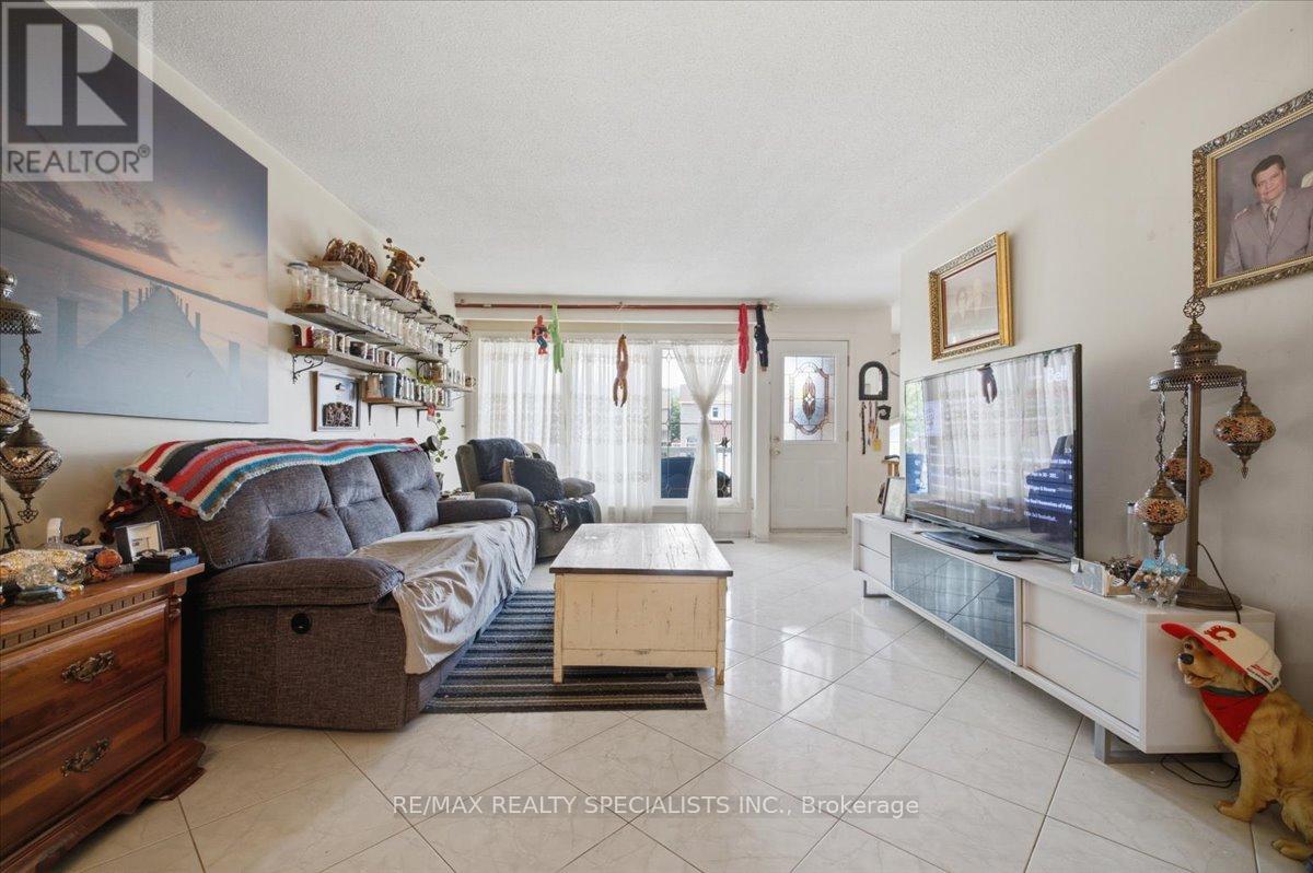 80 CHALFIELD LANE - 6