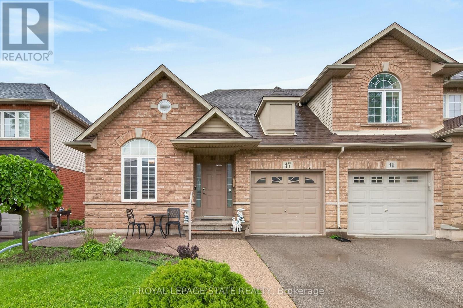 47 HANNON CRESCENT - 1
