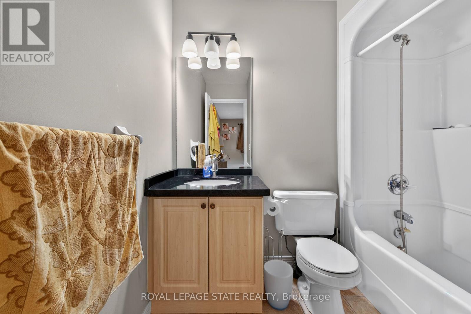 47 HANNON CRESCENT - 25