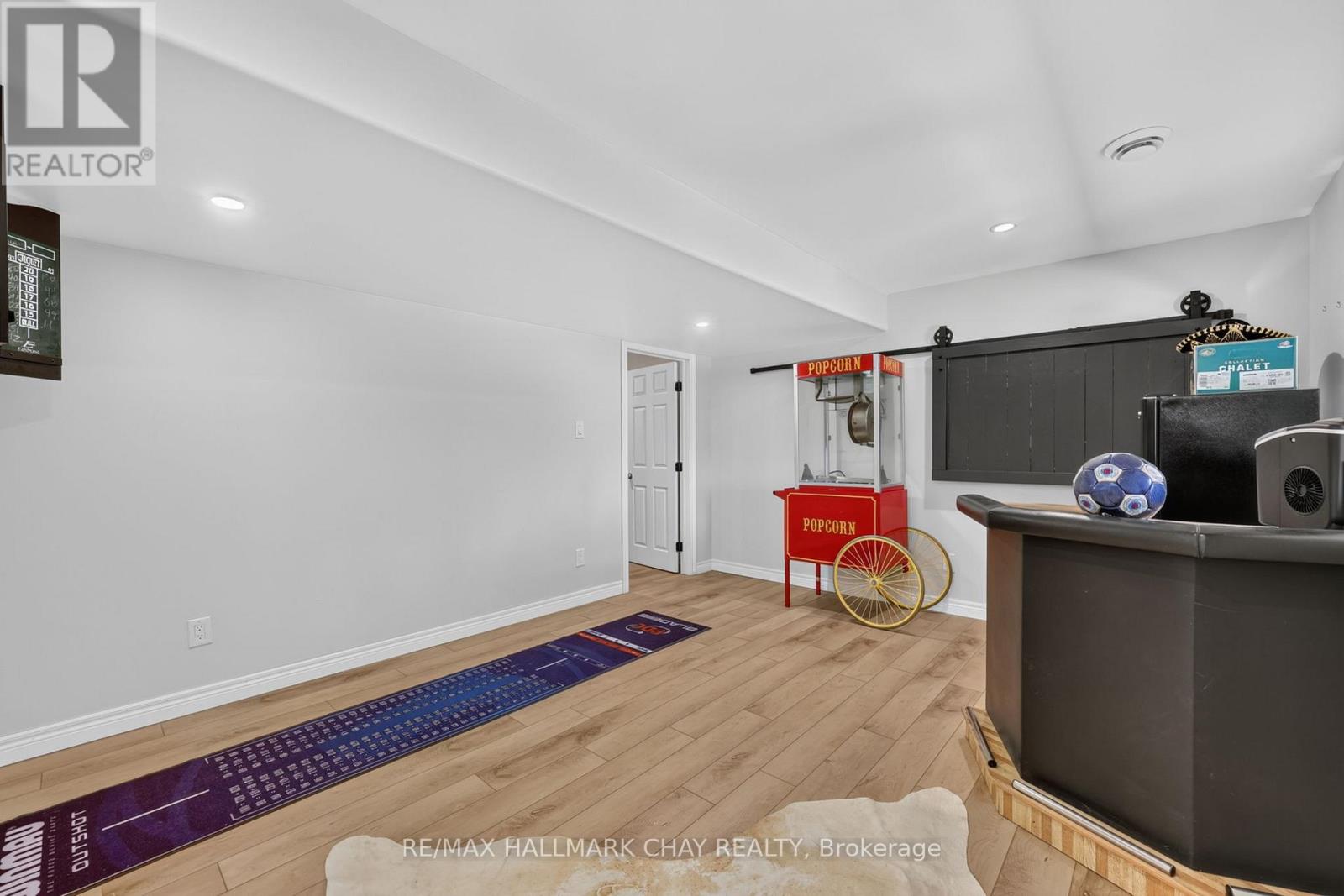 1615 CANNING ROAD - 11