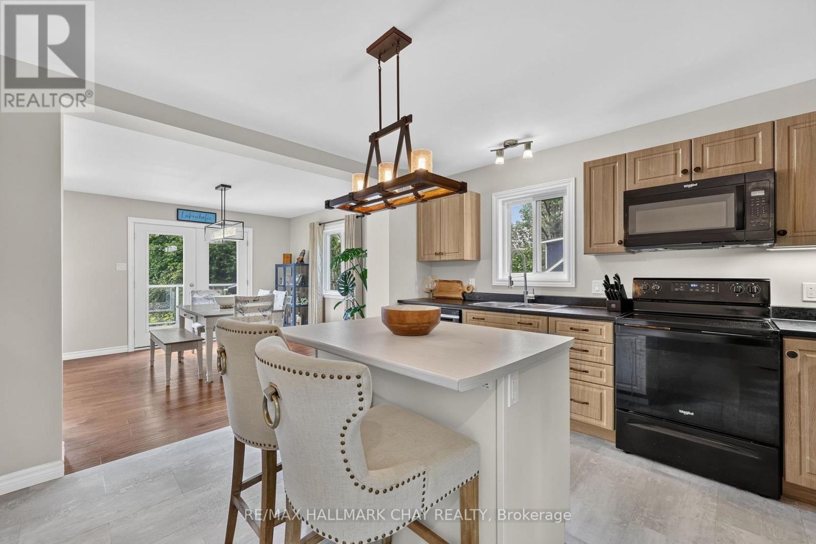 1615 CANNING ROAD - 16