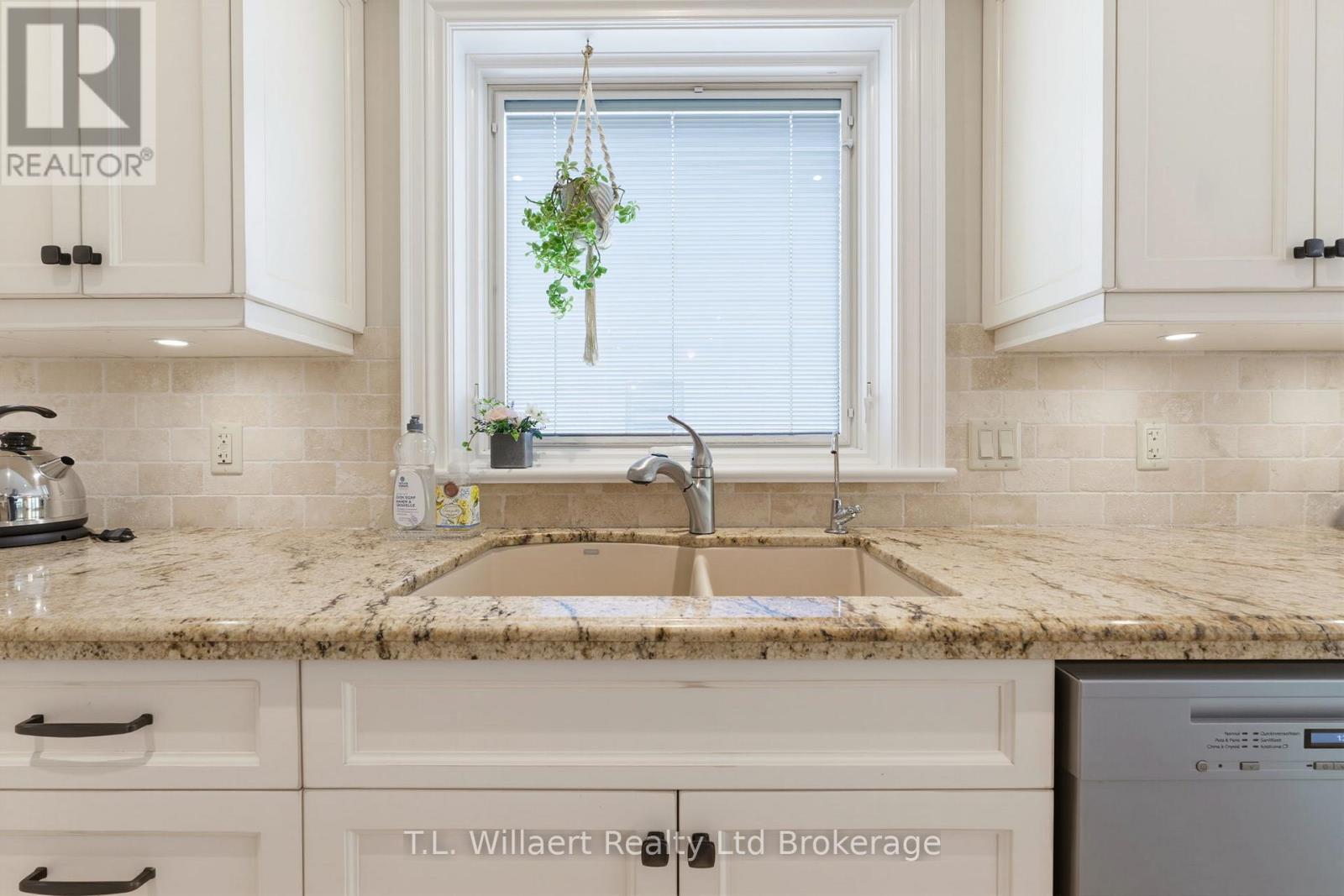 50 WOOD HAVEN DRIVE - Image 19