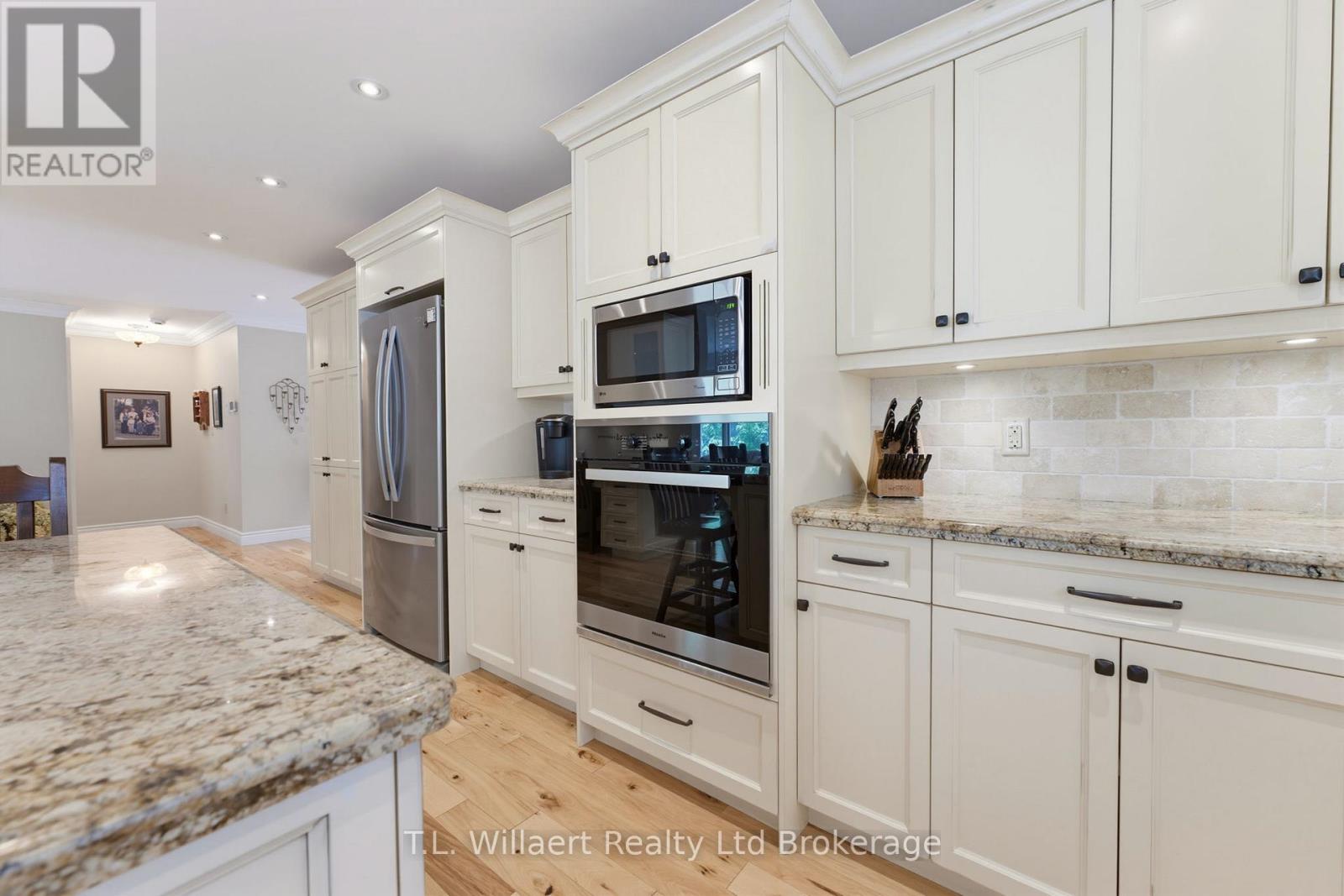 50 WOOD HAVEN DRIVE - Image 17