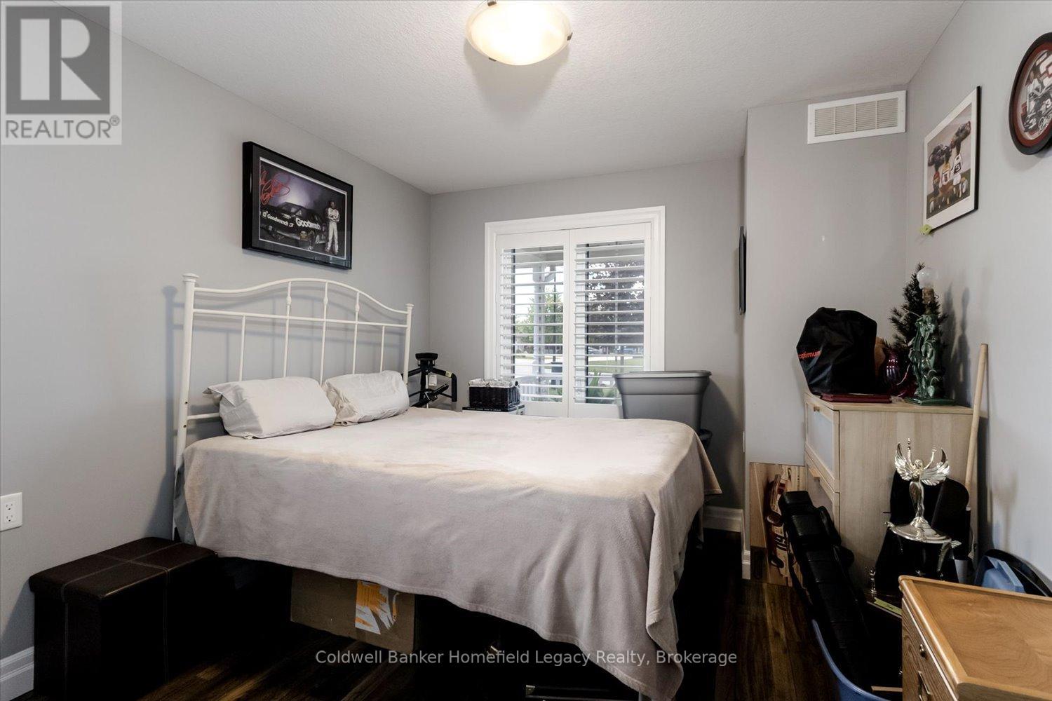 12 DEVON DRIVE E - 27