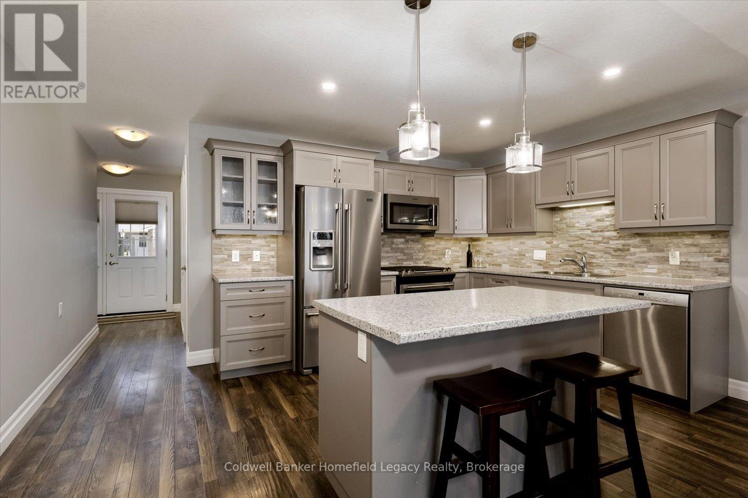 12 DEVON DRIVE E - 9
