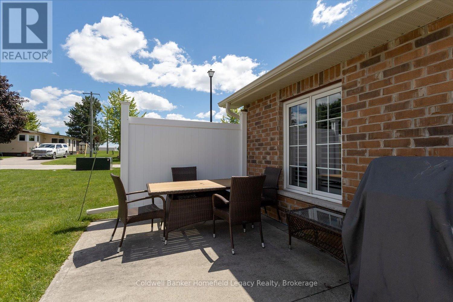 12 DEVON DRIVE E - 34