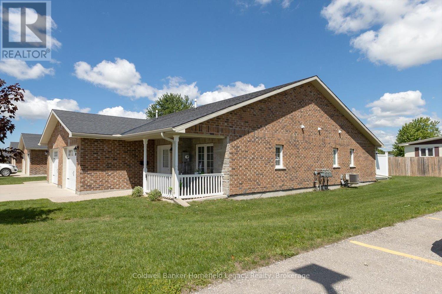 12 DEVON DRIVE E - 33