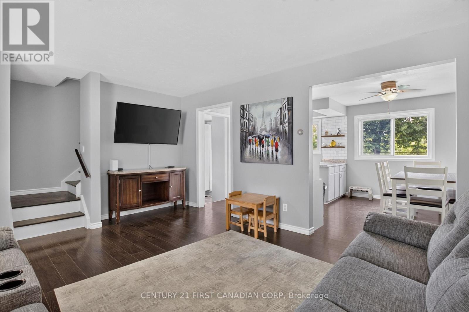 44 HAMMOND STREET - 11
