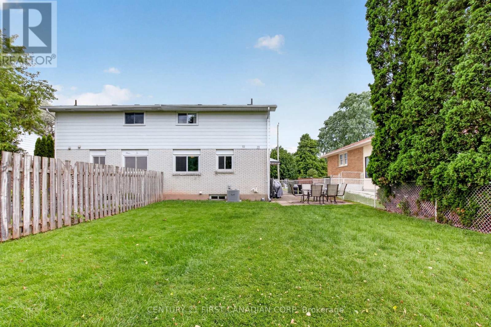 44 HAMMOND STREET - 33