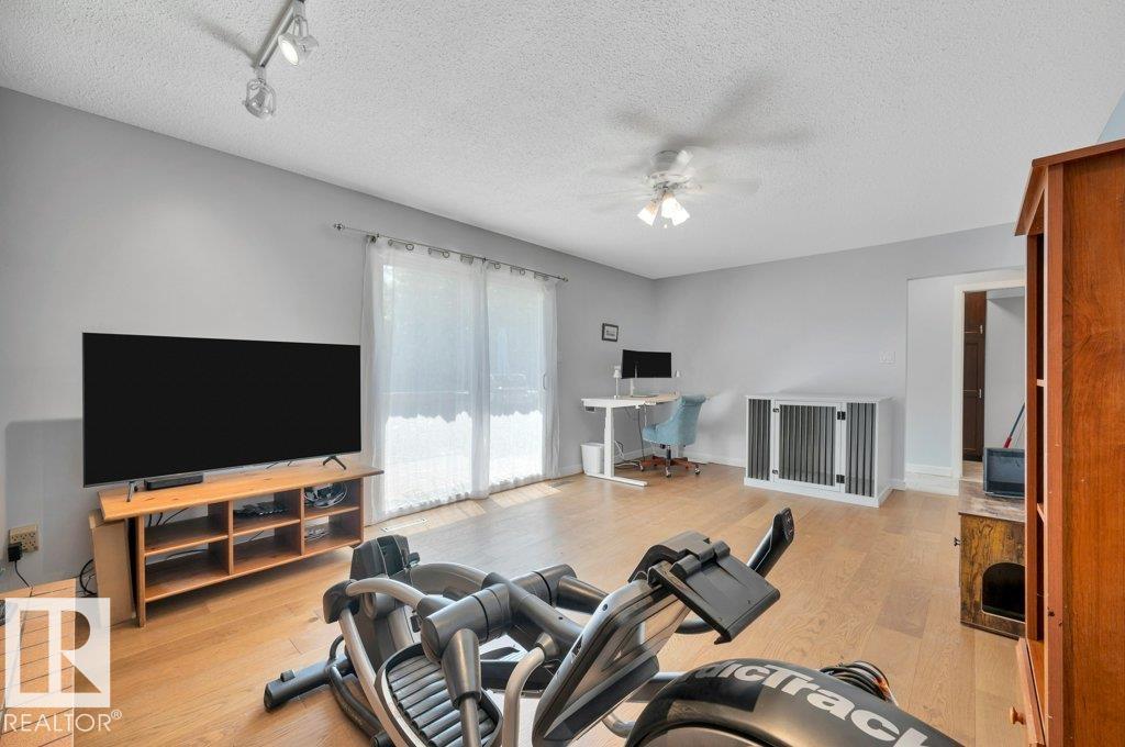 16211 78 AV NW - 20