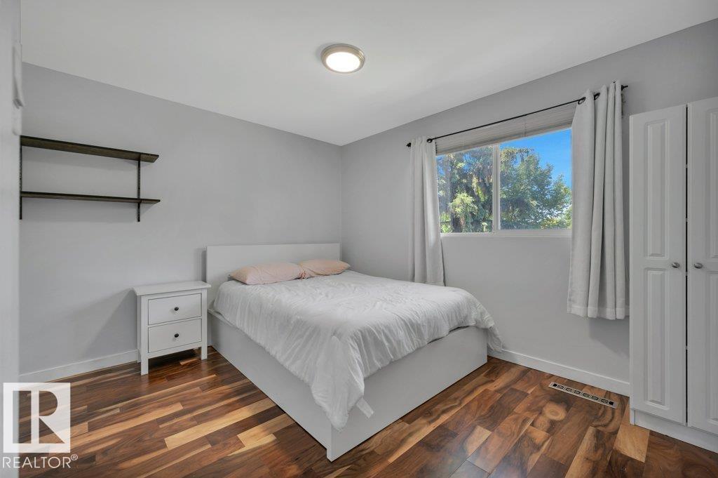 16211 78 AV NW - 34