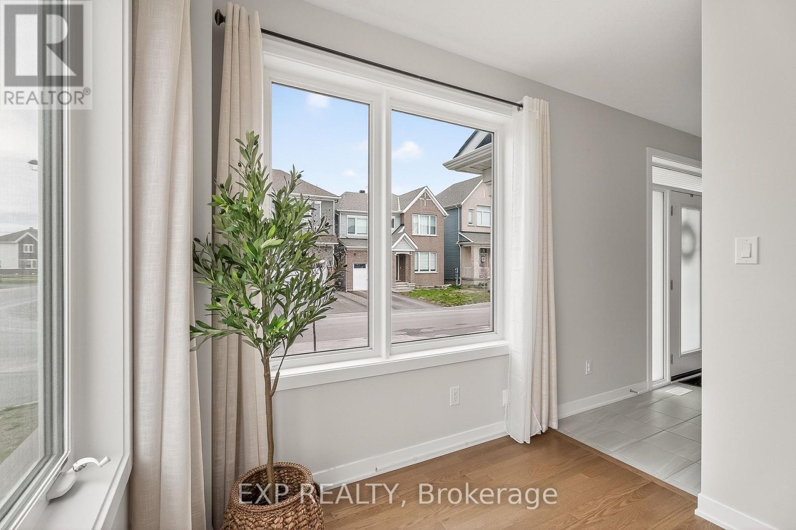 909 LESAGE WAY - 6