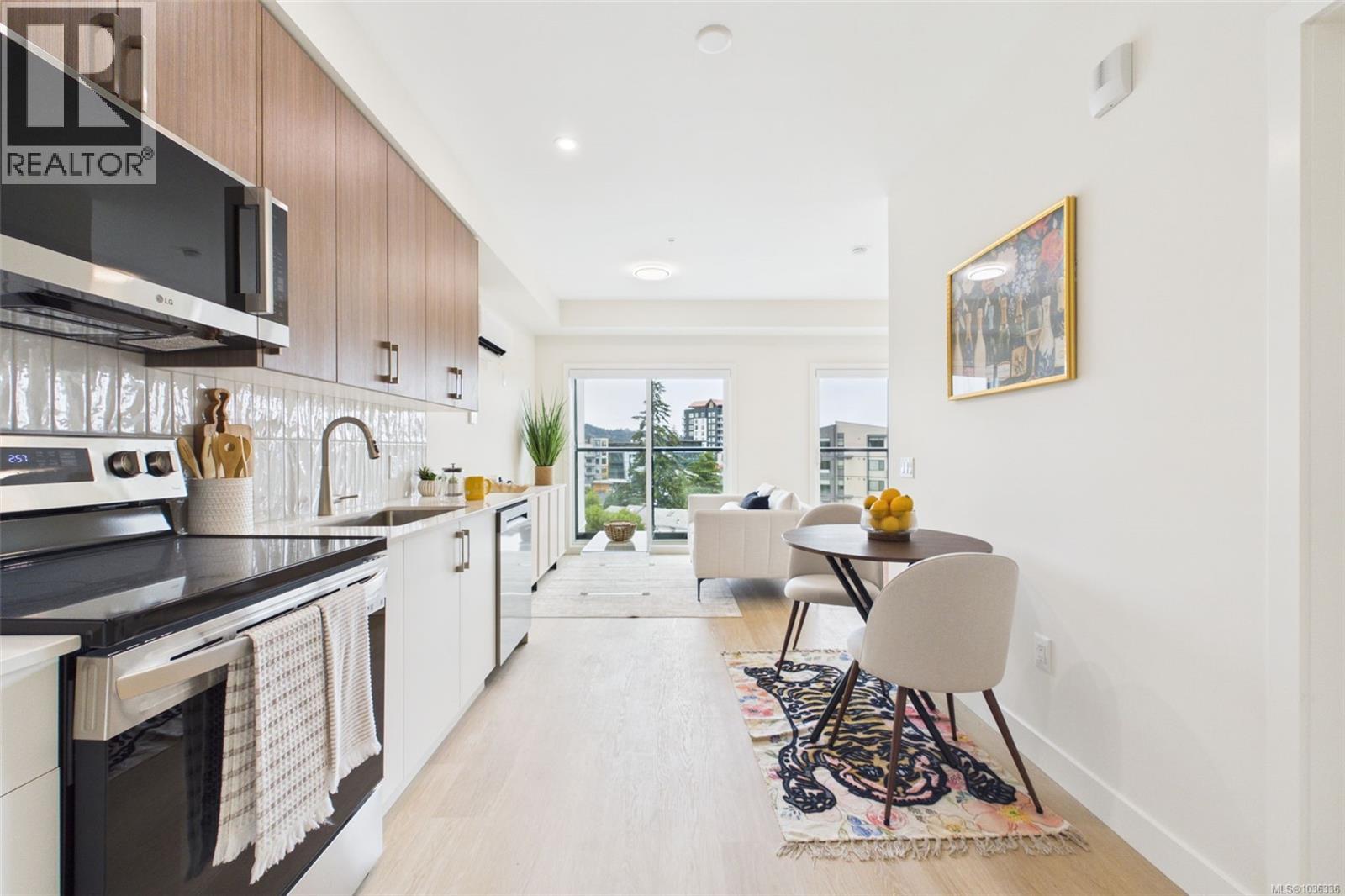 #204 777 Station Ave - 6