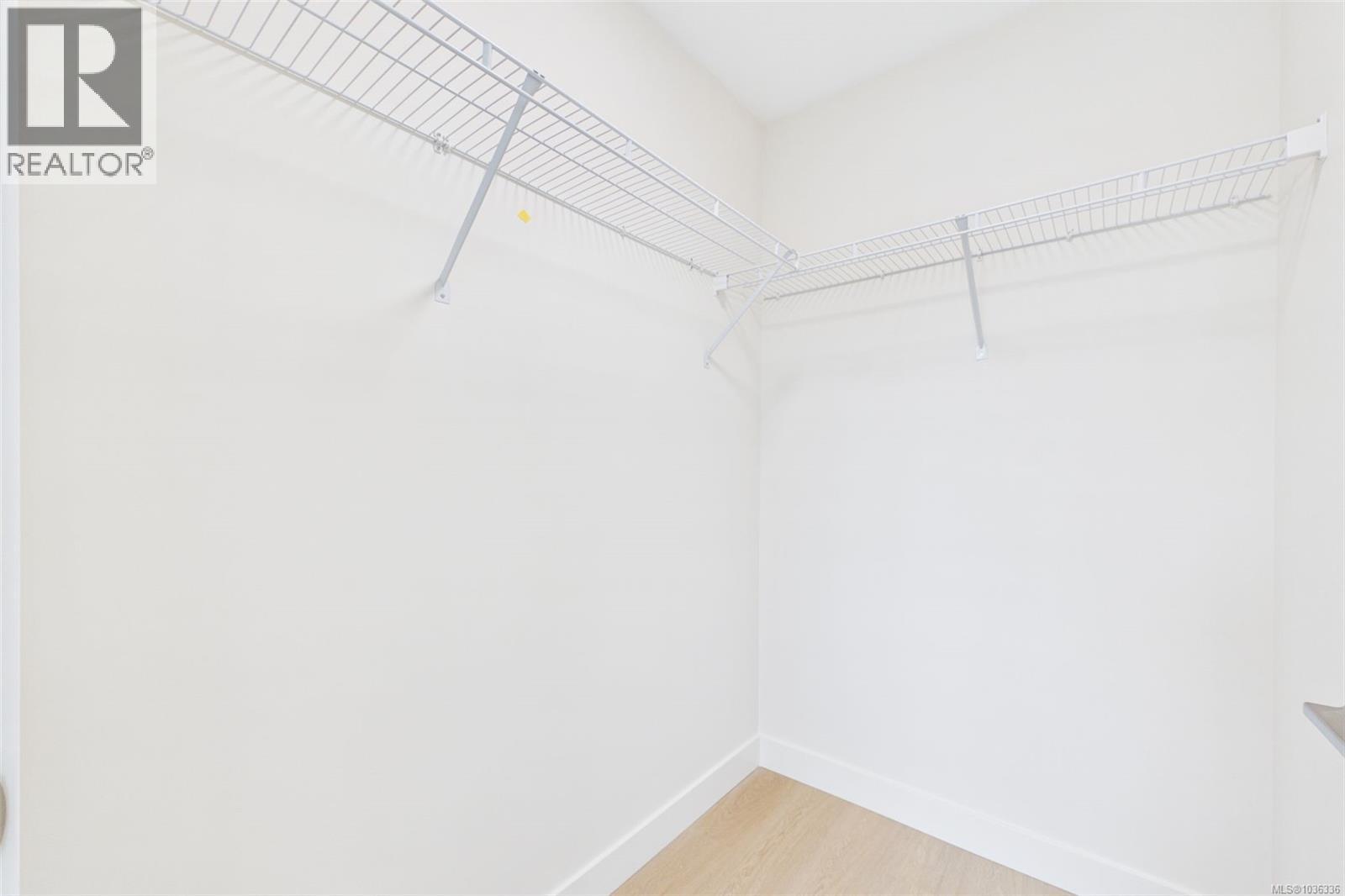 #204 777 Station Ave - 15