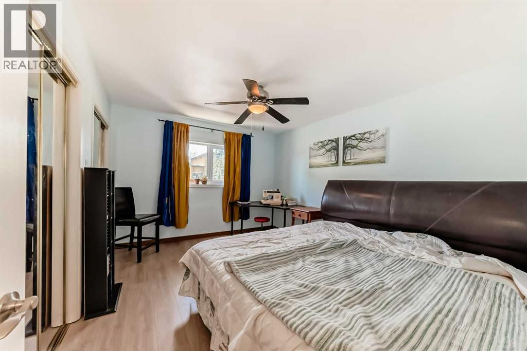 604 69 Avenue SW - 9