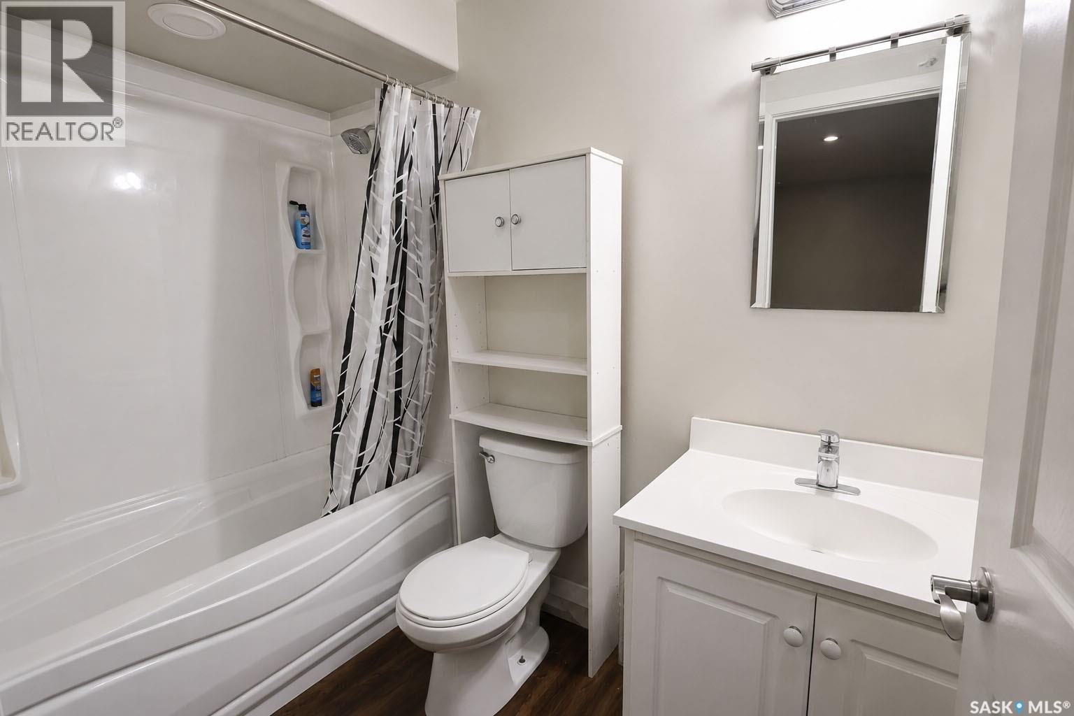 2410 Steuart AVENUE — photo 19