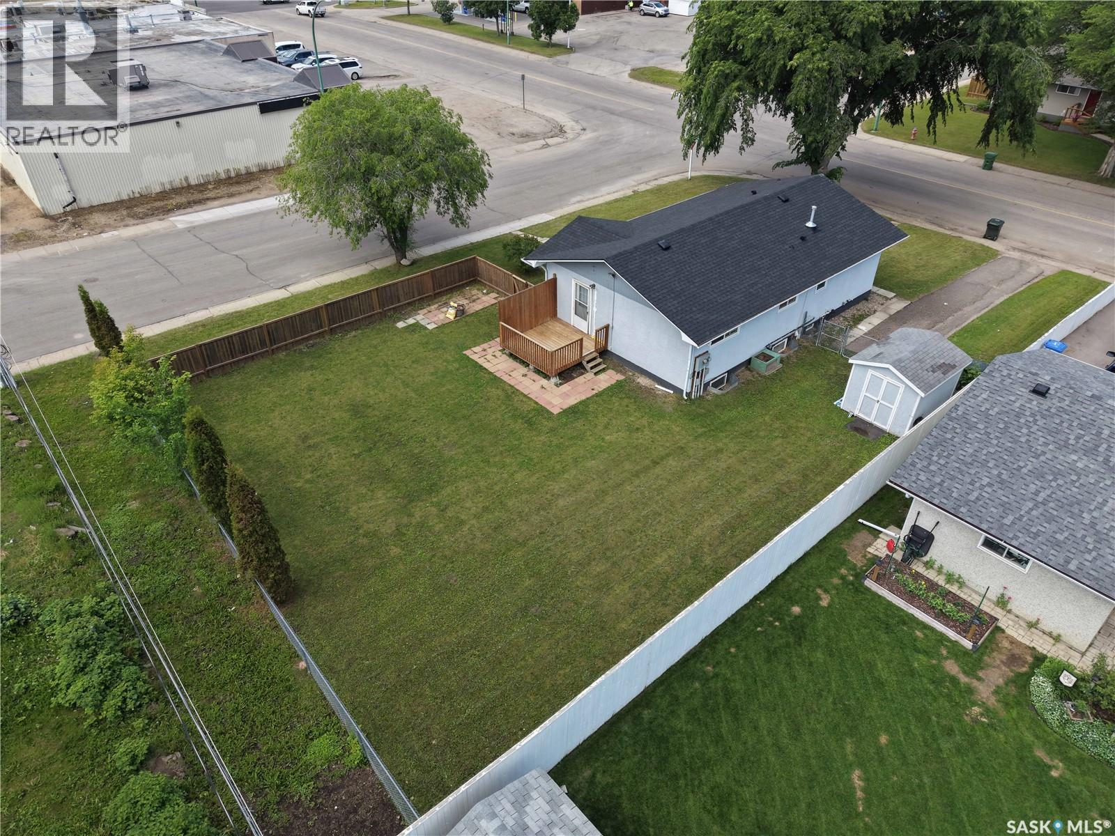 2410 Steuart AVENUE — photo 36